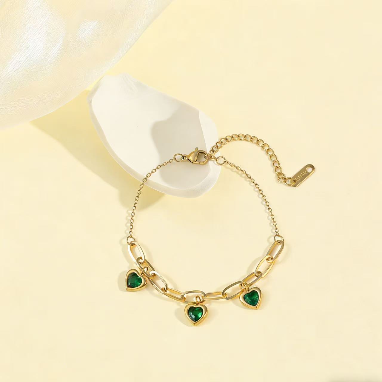 Bracelet